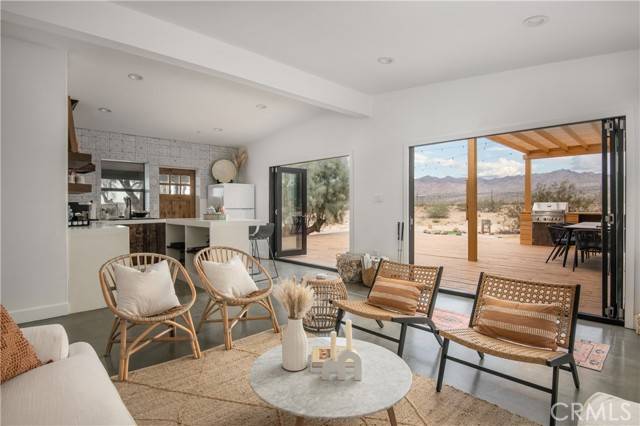 5725 Sunfair Road, Joshua Tree, CA 92252