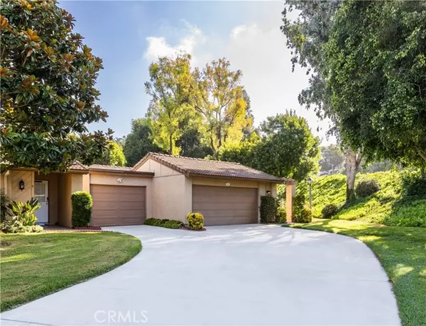 Laguna Woods, CA 92637,3323 Via Carrizo #C