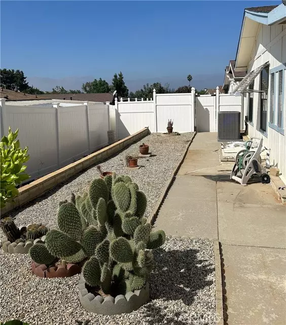 Calimesa, CA 92320,10961 Desert Lawn #105