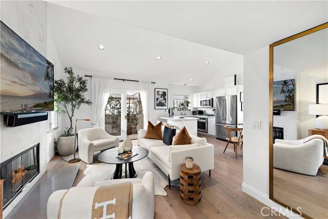 Corona Del Mar, CA 92625,718 Marguerite Avenue