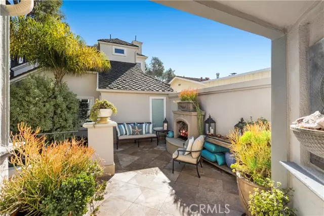 423 Poppy Avenue, Corona Del Mar, CA 92625