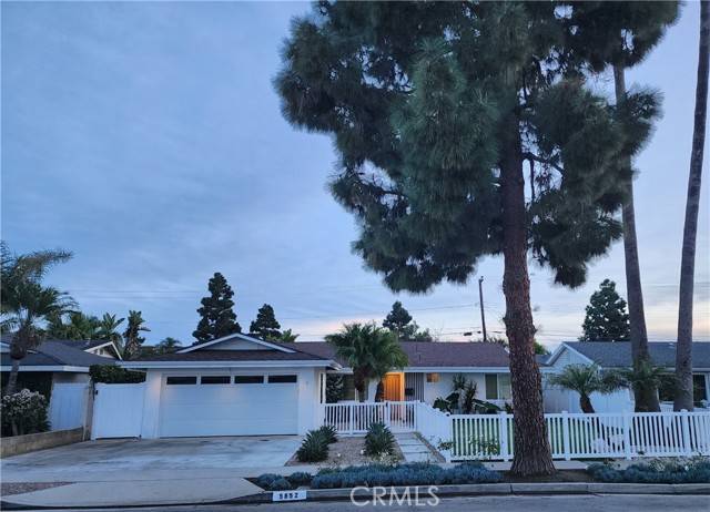 Huntington Beach, CA 92649,5652 Venturi Drive