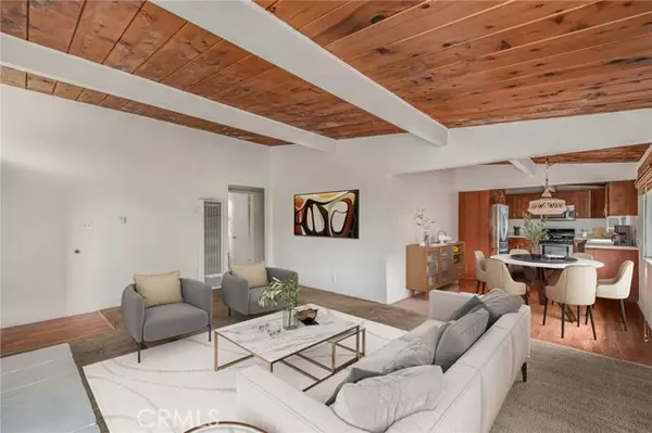 117 W Avenida De Los Lobos Marinos, San Clemente, CA 92672