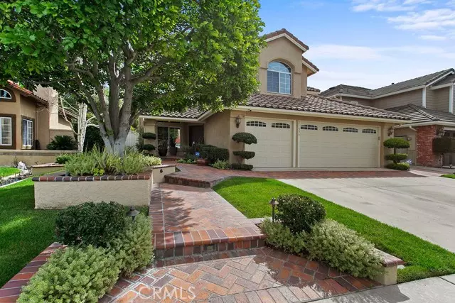 21836 Las Nubes Drive, Rancho Santa Margarita, CA 92679