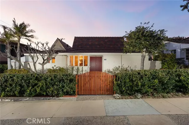 209 Narcissus Avenue, Corona Del Mar, CA 92625