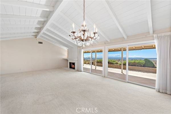 31 Carmel Bay Drive, Corona Del Mar, CA 92625