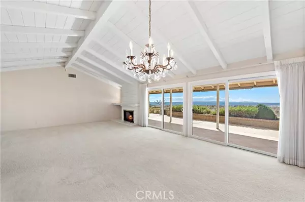 31 Carmel Bay Drive, Corona Del Mar, CA 92625