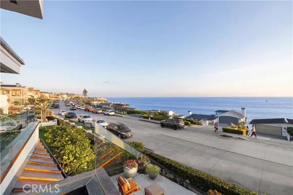 Corona Del Mar, CA 92625,3308 Ocean Boulevard