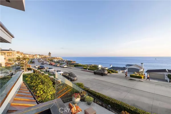 Corona Del Mar, CA 92625,3308 Ocean Boulevard