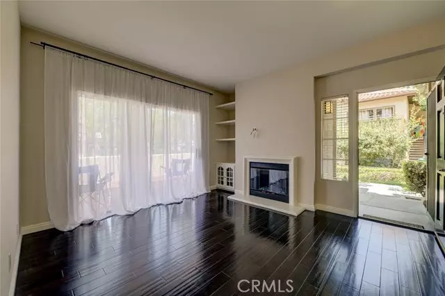 Rancho Santa Margarita, CA 92688,1 Ingreso