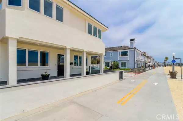 Newport Beach, CA 92661,600 W Oceanfront