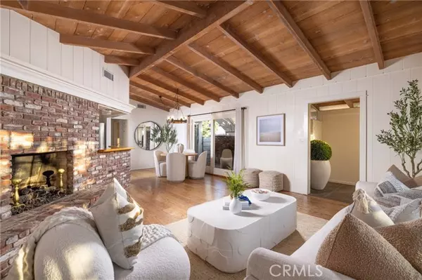 Corona Del Mar, CA 92625,300 Heliotrope Avenue