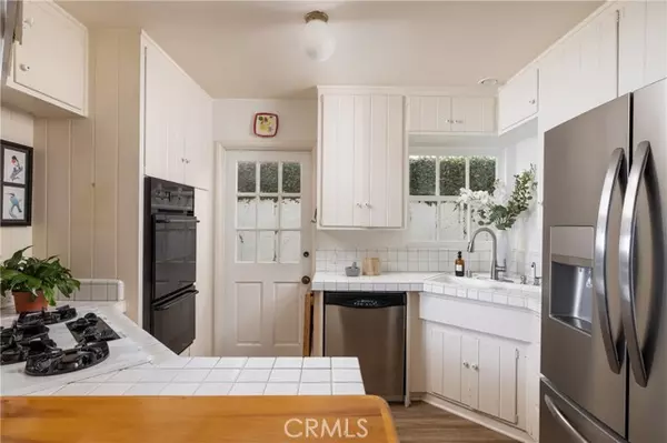 Corona Del Mar, CA 92625,300 Heliotrope Avenue