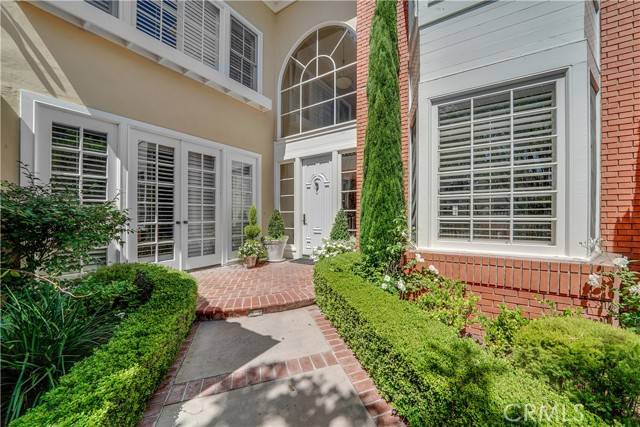 4 Chatham Court, Newport Beach, CA 92660