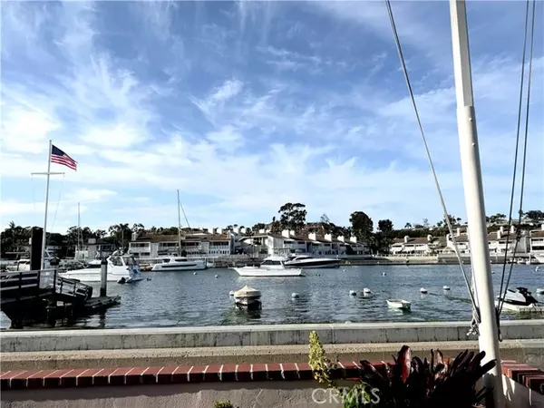 1009 N Bay Front, Newport Beach, CA 92662