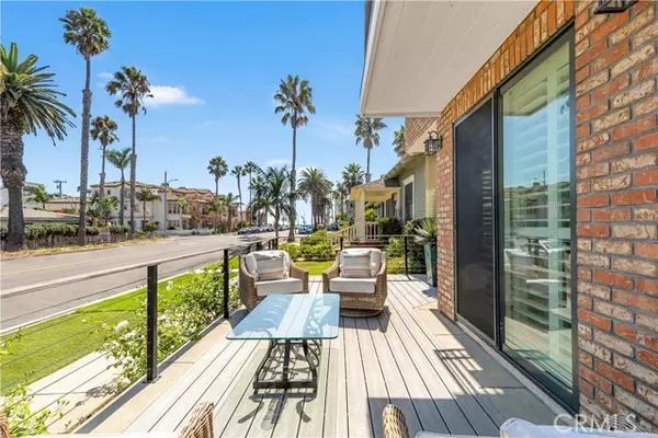 209 9th Street, Huntington Beach, CA 92648