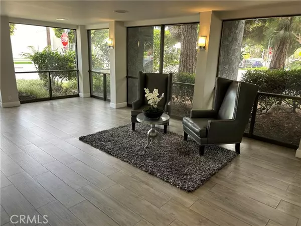 Playa Del Rey, CA 90293,8635 Falmouth Avenue #301