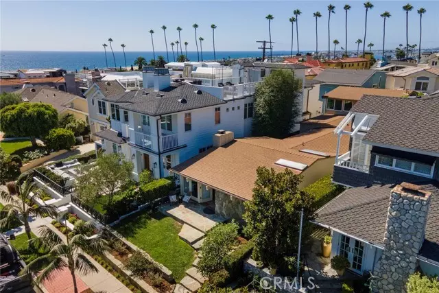 Corona Del Mar, CA 92625,237 Heliotrope Avenue