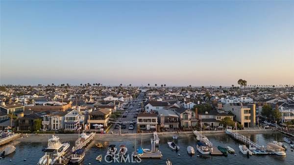 911 N Bay Front, Newport Beach, CA 92662