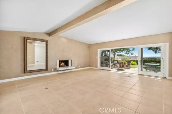 Corona Del Mar, CA 92625,707 Malabar Drive