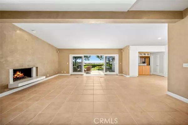 Corona Del Mar, CA 92625,707 Malabar Drive