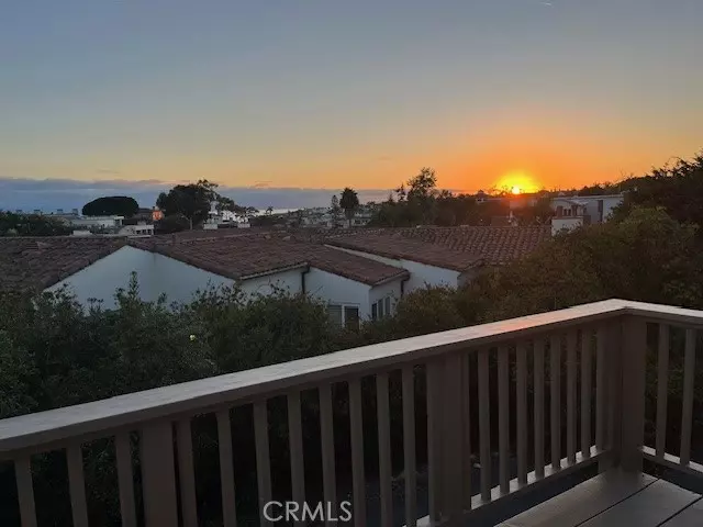 401 Columbus Circle, Corona Del Mar, CA 92625