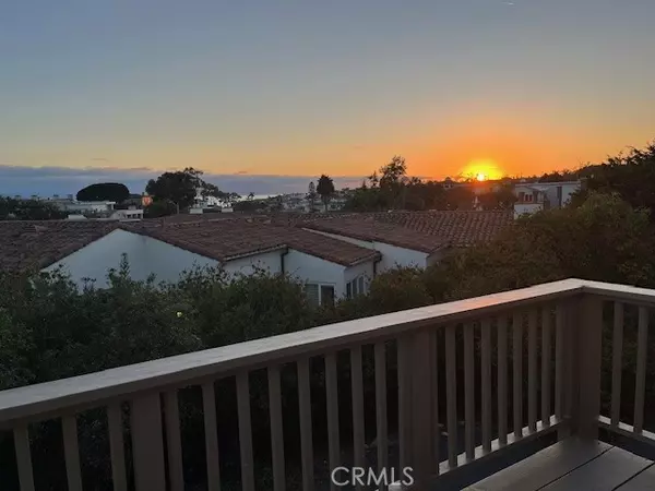 401 Columbus Circle, Corona Del Mar, CA 92625