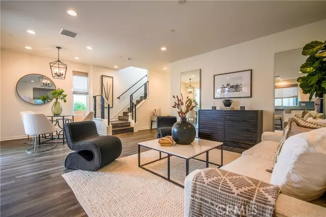 1022 Bridgewater Way, Costa Mesa, CA 92627