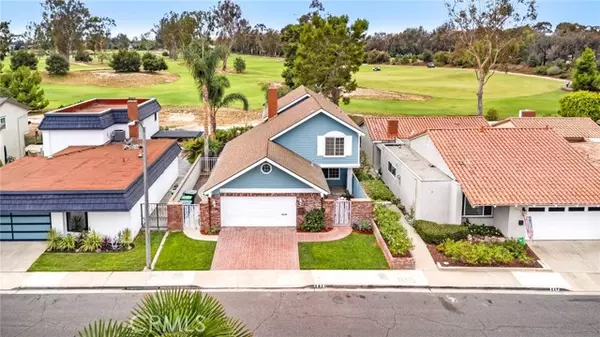 121 The Masters Circle, Costa Mesa, CA 92627