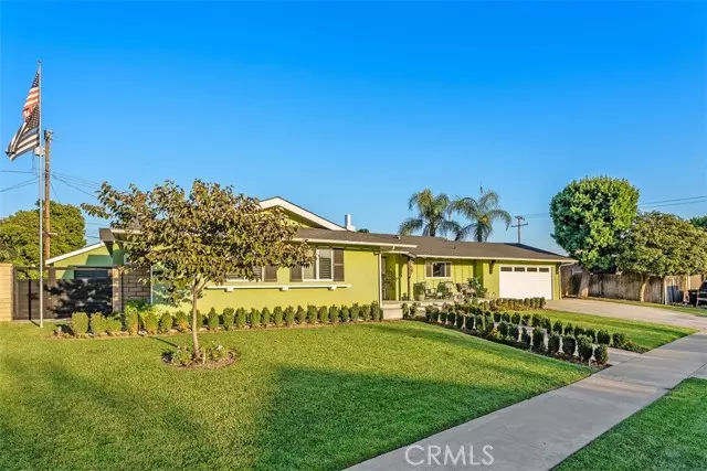 12952 Olympia Way, North Tustin, CA 92705