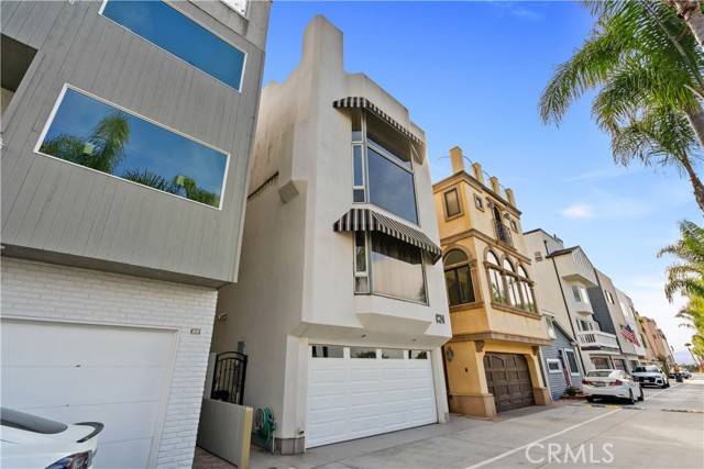 24 C Pacific Avenue, Surfside, CA 90743