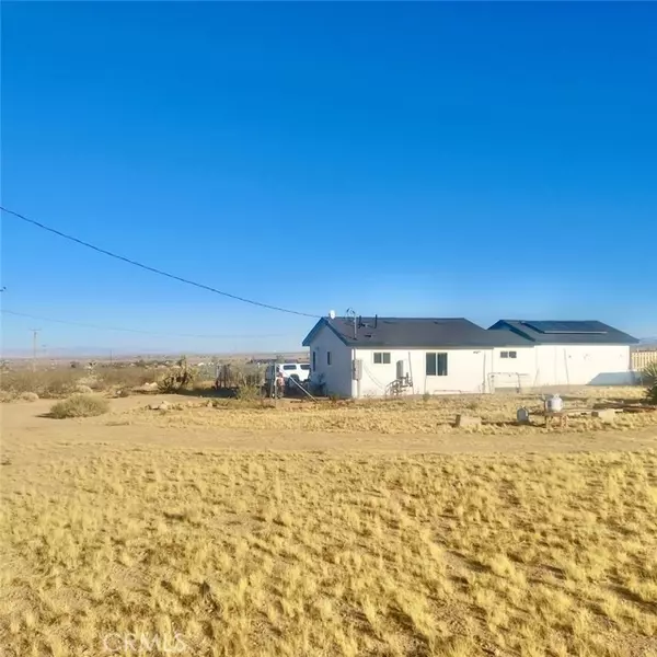 56133 Jesse Road, Landers, CA 92285