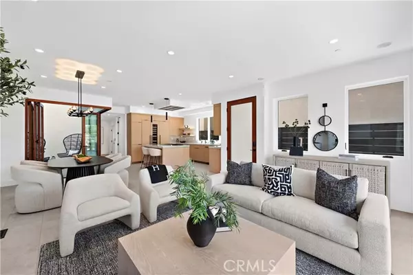 Corona Del Mar, CA 92625,602 Iris Avenue