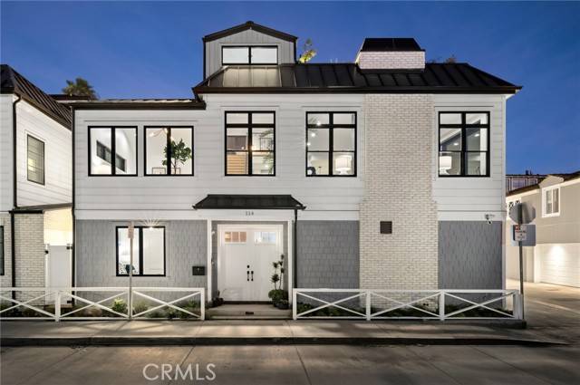 114 19th Street,  Newport Beach,  CA 92663