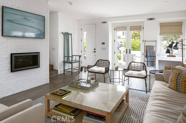 Corona Del Mar, CA 92625,617 Poppy Avenue