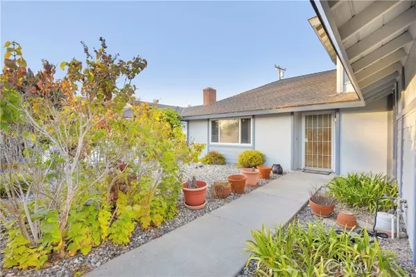 1052 Concord Street, Costa Mesa, CA 92626