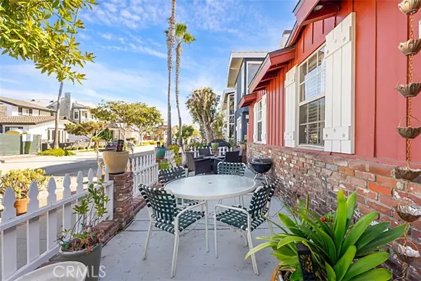 1743 Miramar Drive, Newport Beach, CA 92661