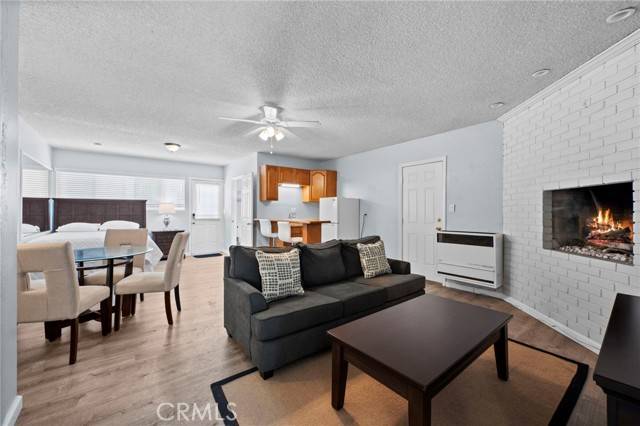 Newport Beach, CA 92663,6507 Seashore Dr.