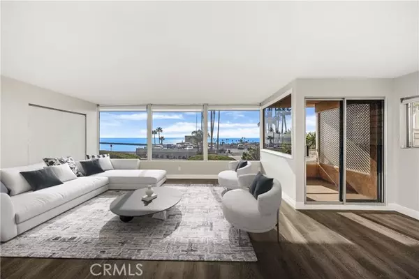 Corona Del Mar, CA 92625,2512 Ocean Boulevard #B