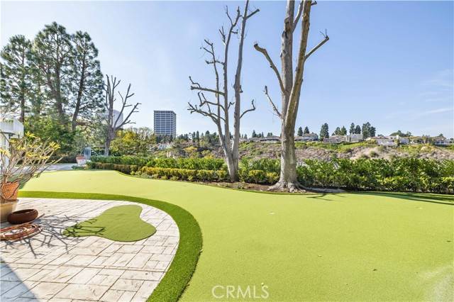 Newport Beach, CA 92660,2 Inverness Lane
