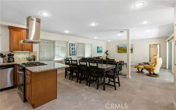 Corona Del Mar, CA 92625,617 Iris Avenue #B