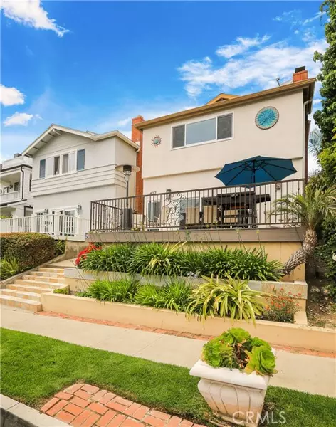 617 Iris Avenue #A, Corona Del Mar, CA 92625