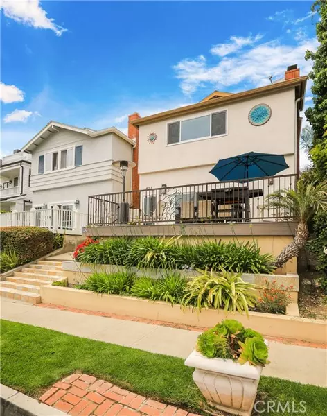 617 Iris Avenue #A, Corona Del Mar, CA 92625