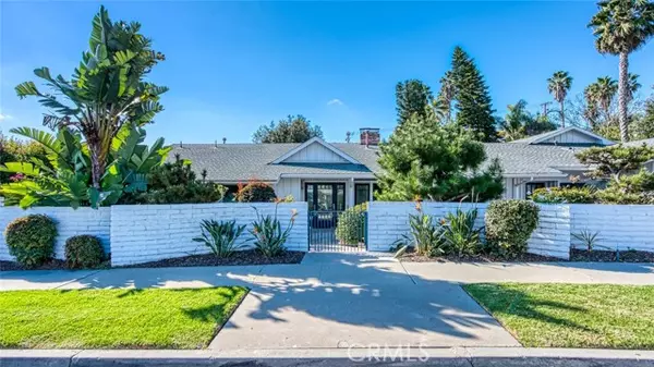 2201 Heather Lane, Newport Beach, CA 92660