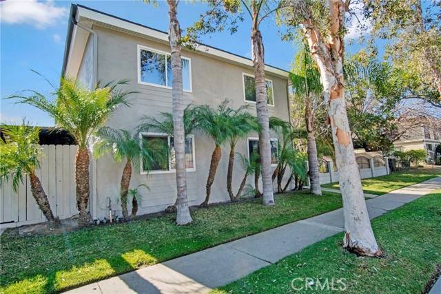 977 Valencia Street, Costa Mesa, CA 92626