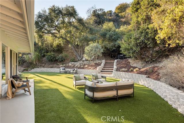 4031 Deerhorn Drive, Sherman Oaks, CA 91403