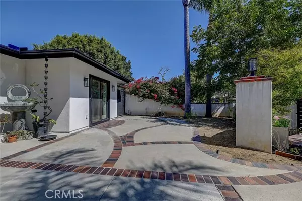 Costa Mesa, CA 92627,380 Mira Loma Pl