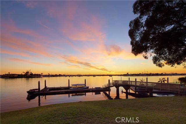 20 Harbor Island, Newport Beach, CA 92660