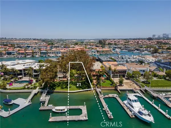 Newport Beach, CA 92660,21 Harbor Island