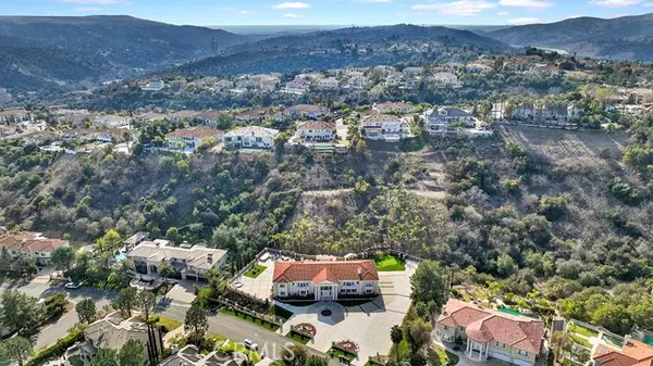 Diamond Bar, CA 91765,2839 Oak Knoll Drive